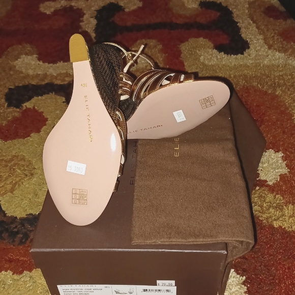 Shoes - Picture 2 of 4